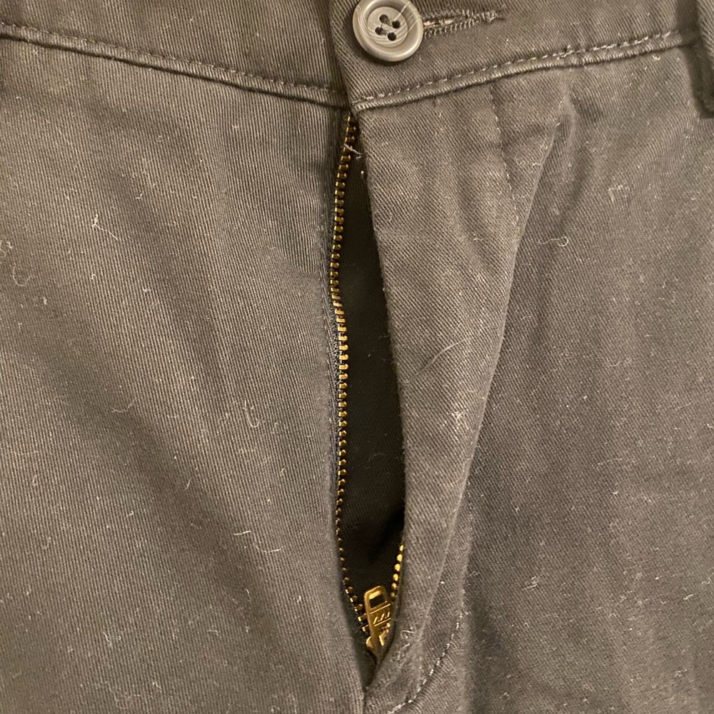 Dockers Black Chinos Soft Tapered Design Size 29x32 - Picture 2 of 6
